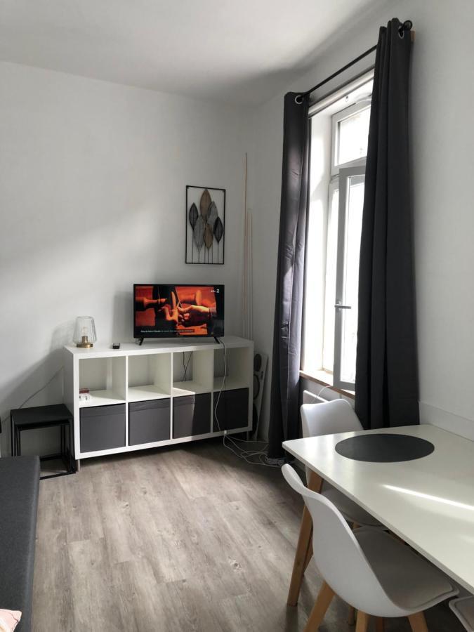 Charmant T2 Centre Ville Givet Exterior photo
