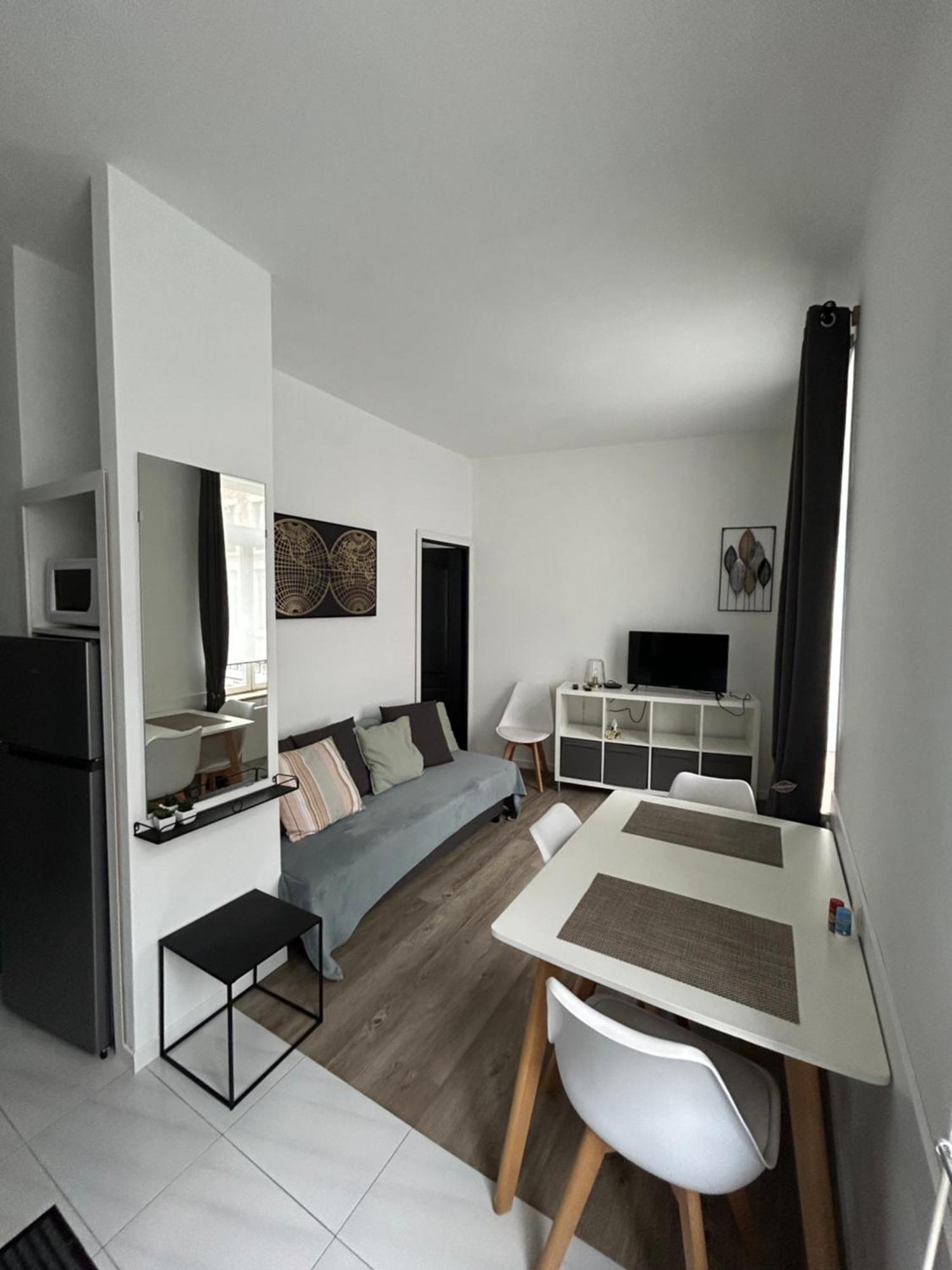 Charmant T2 Centre Ville Givet Exterior photo